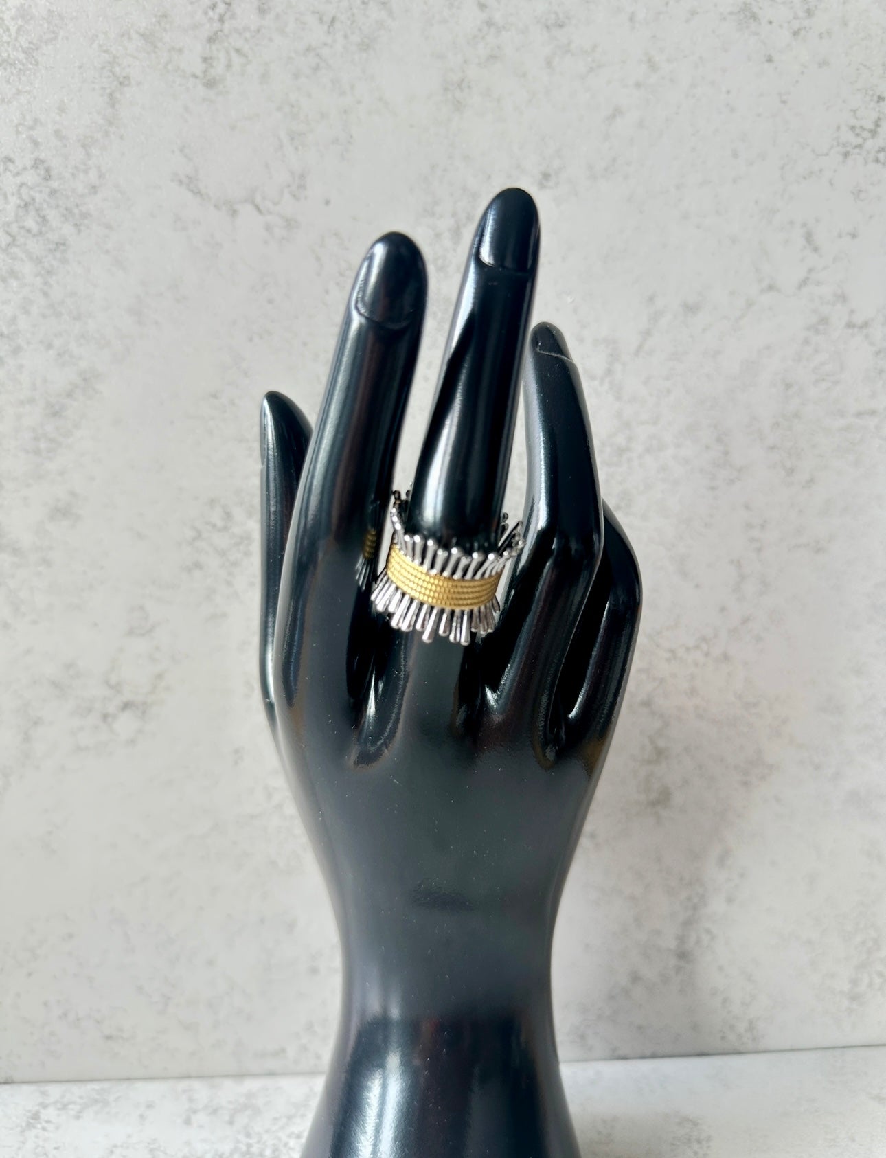 Lourde Ring