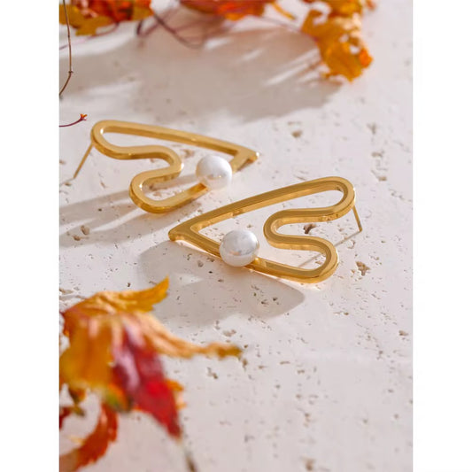 Claire Earrings